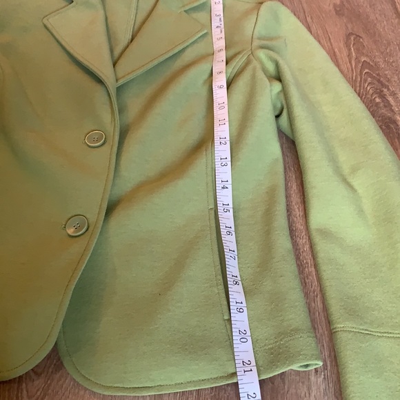 Talbots beautiful quality avocado green blazer size Small - Picture 4 of 10